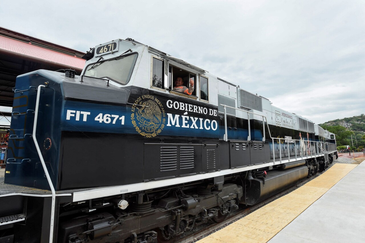 Anuncia gobierno de México inversión de 157 mil mdp para construcción de trenes