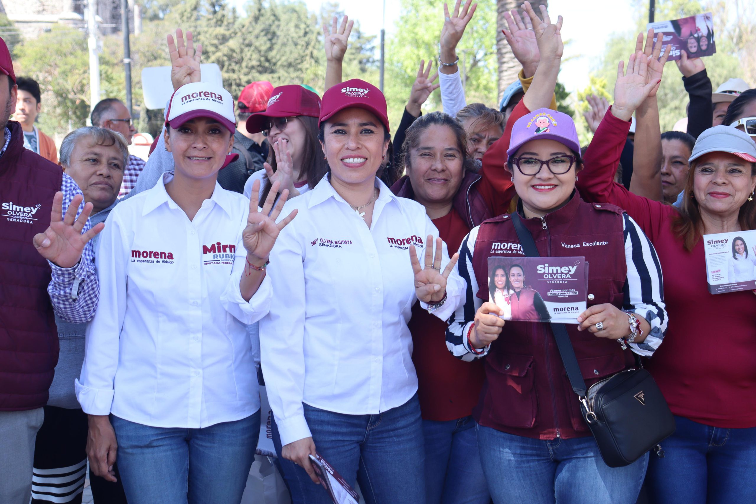 Mirna Rubio y Simey Olvera inician campaña en Tizayuca