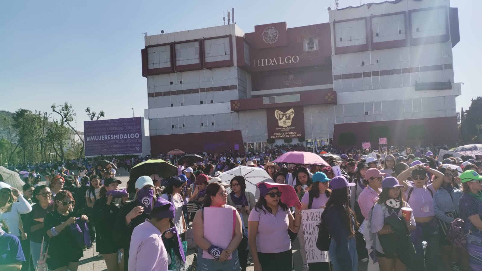 Marcha 8 de marzo: inicia manifestación del Día Internacional de la Mujer en Pachuca (En Vivo)