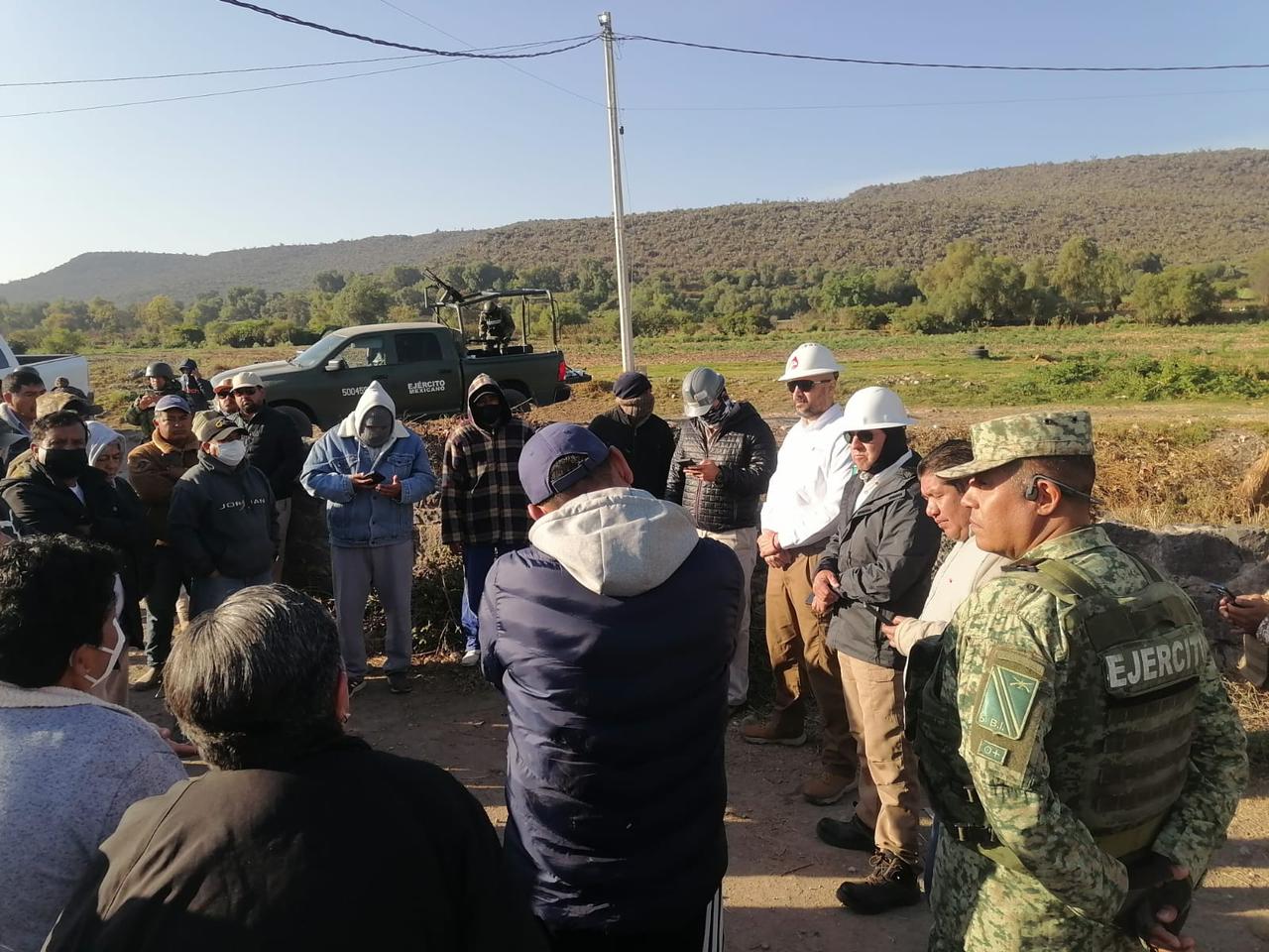 Pobladores de Tetepango retienen a personal de Pemex; son evacuados por fuga