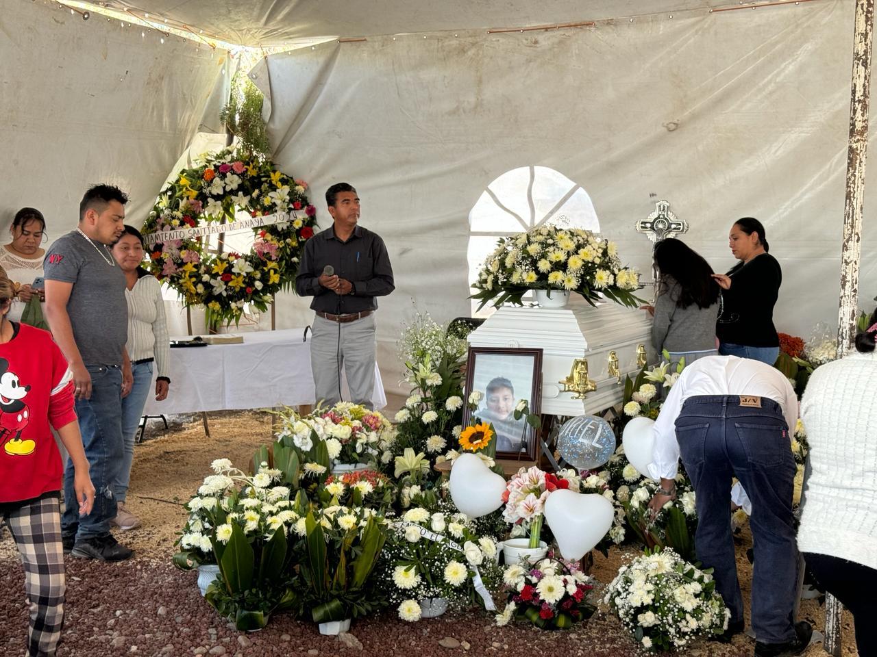 Tragedia en Santiago de Anaya: dan el último adiós a Adriel