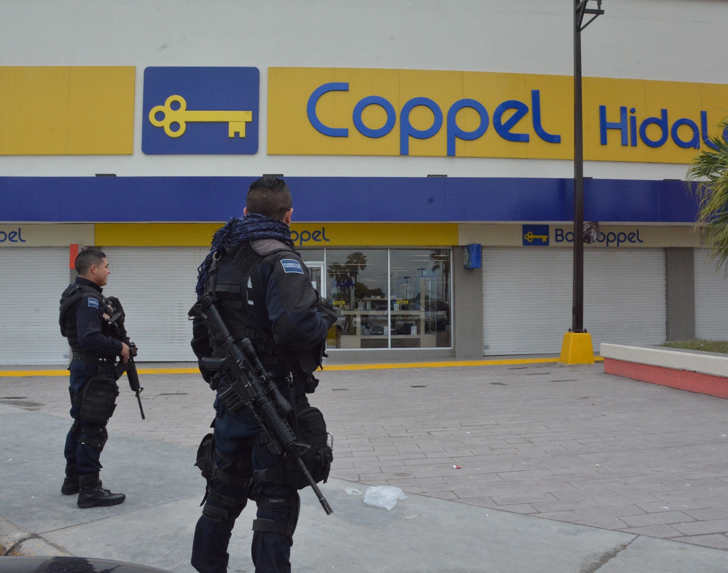 Tlahuelilpan: reporte de grupo armado en Coppel genera intensa movilización policiaca