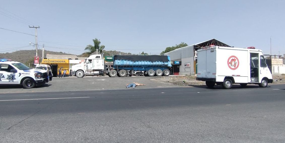 Carretera Pachuca-Sahagún: muere motociclista tras ser arrollado por camioneta