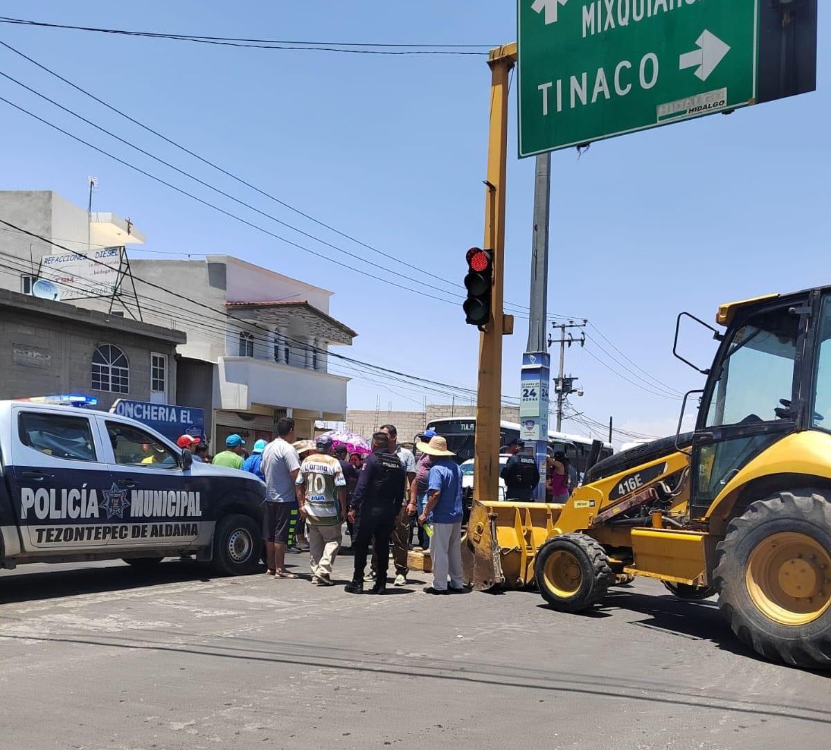 ¡Alerta Vial! Bloquean carretera estatal de Hidalgo, esto piden