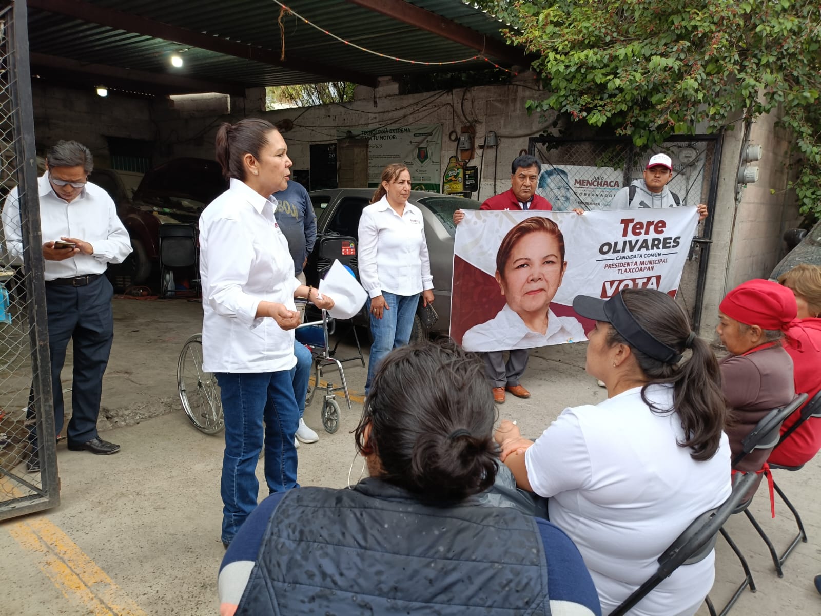 Tlaxcoapan: Teresa Olivares promete pozo para abastecer de agua a la comunidad