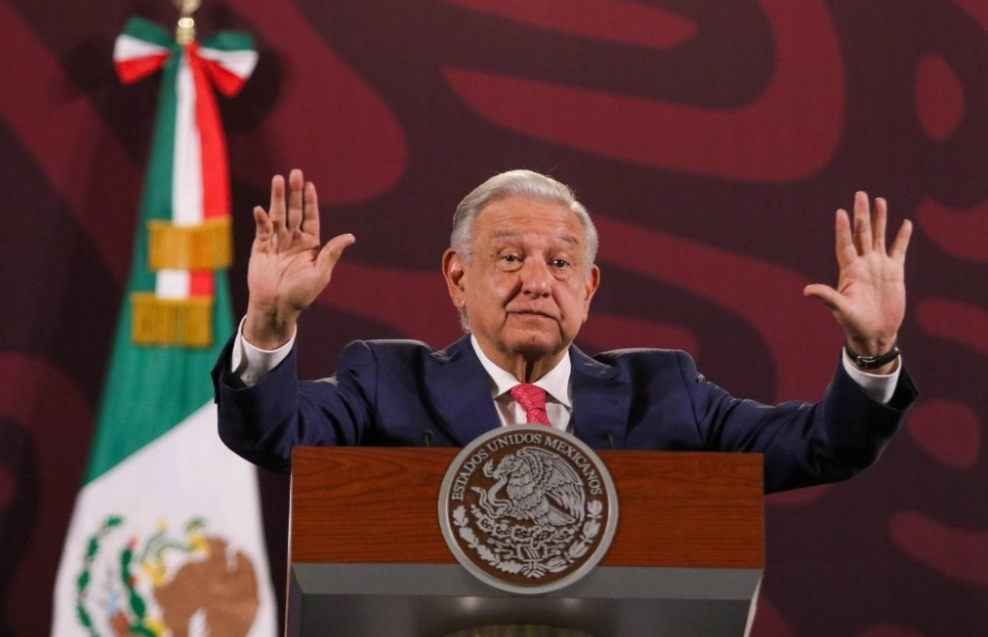 “Bien (el segundo debate), si siguen así las cosas ganará México”: AMLO