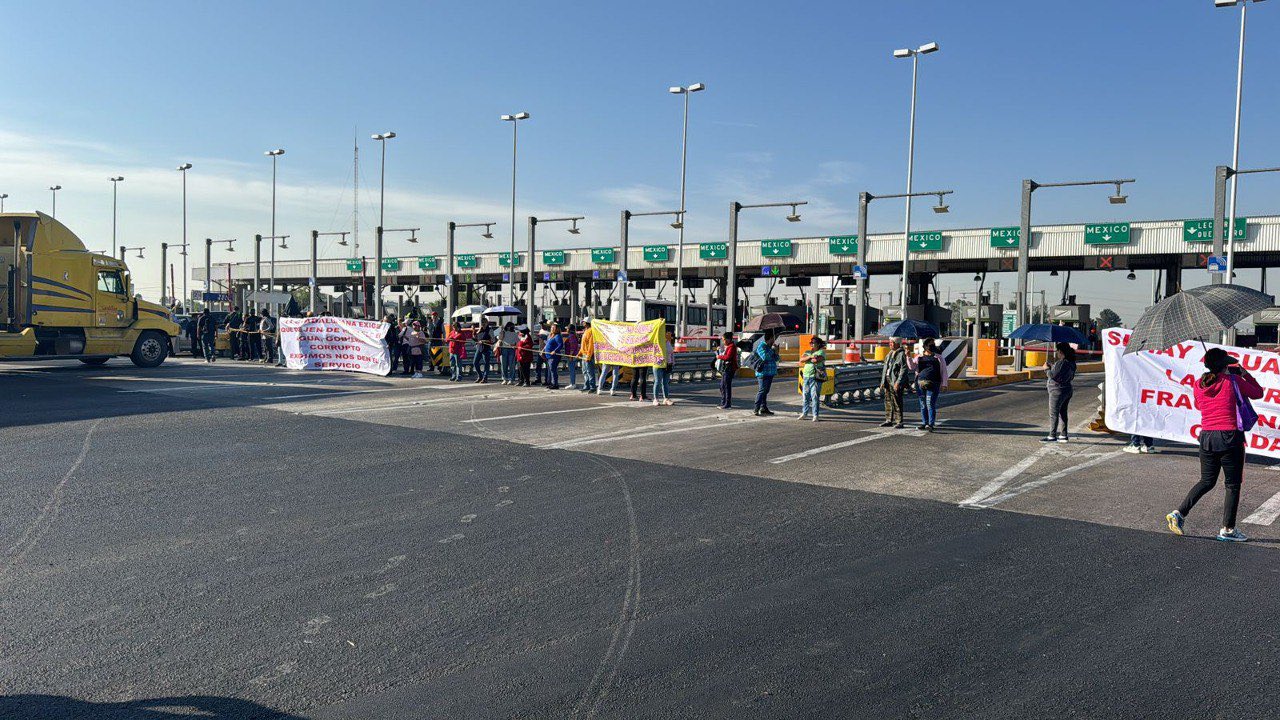 Autopista México-Pachuca: habitantes de Ecatepec toman caseta