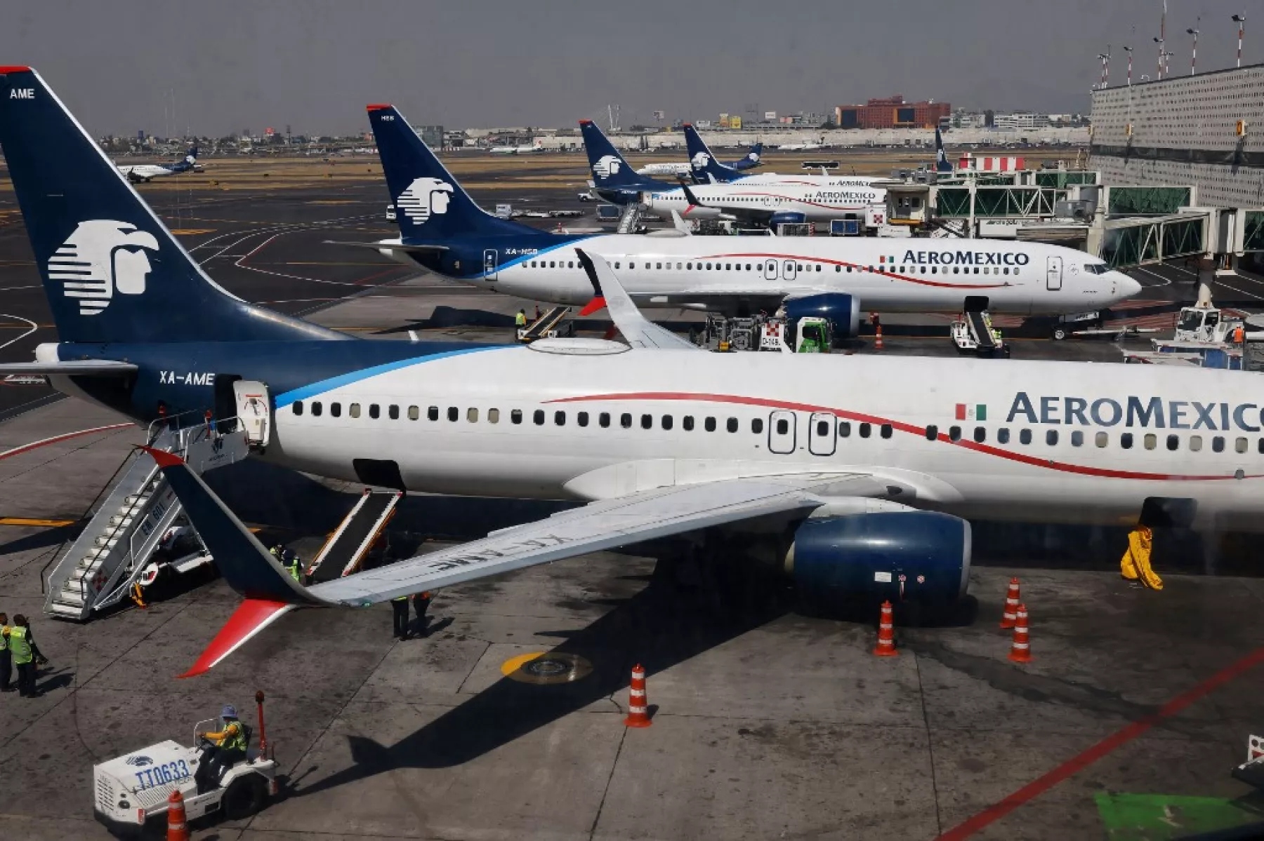 Aeroméxico suspende temporalmente vuelos hacia Ecuador