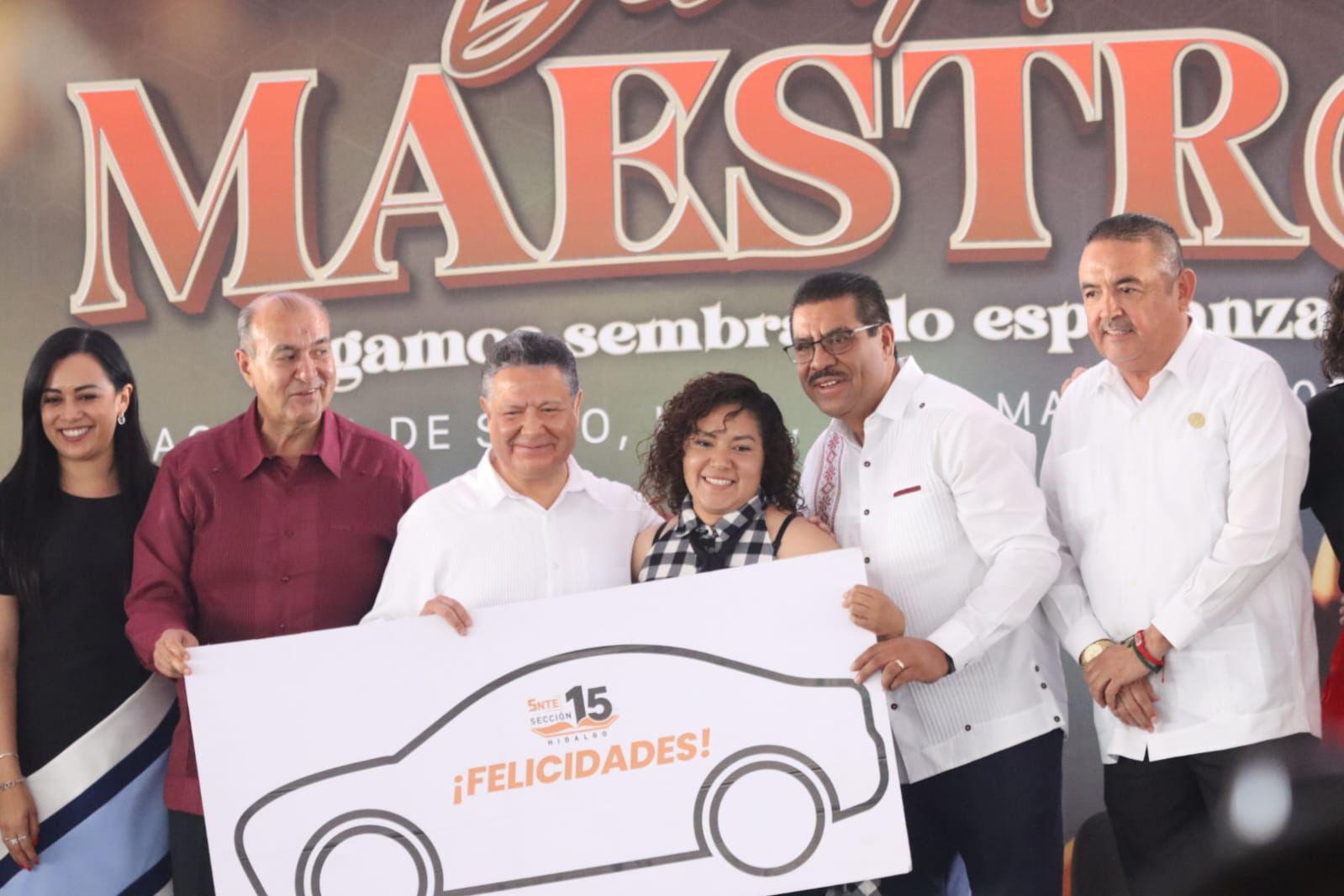 Día del Maestro: docentes piden incremento de prestaciones