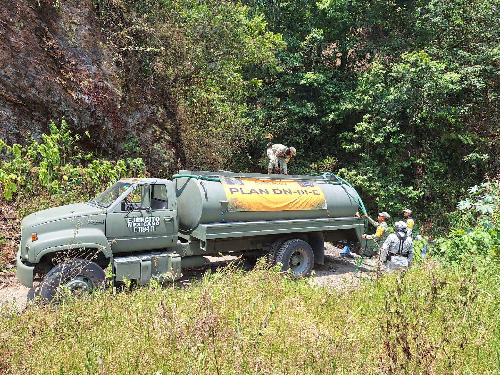 Tenango de Doria: sofocado al 40% el incendio forestal en “El Cirio”