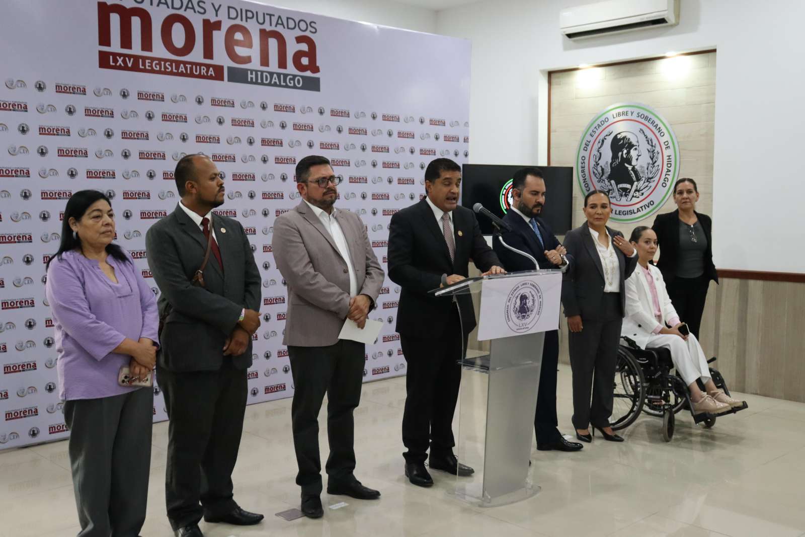 Expriistas se suman a bancada de Morena en Congreso local