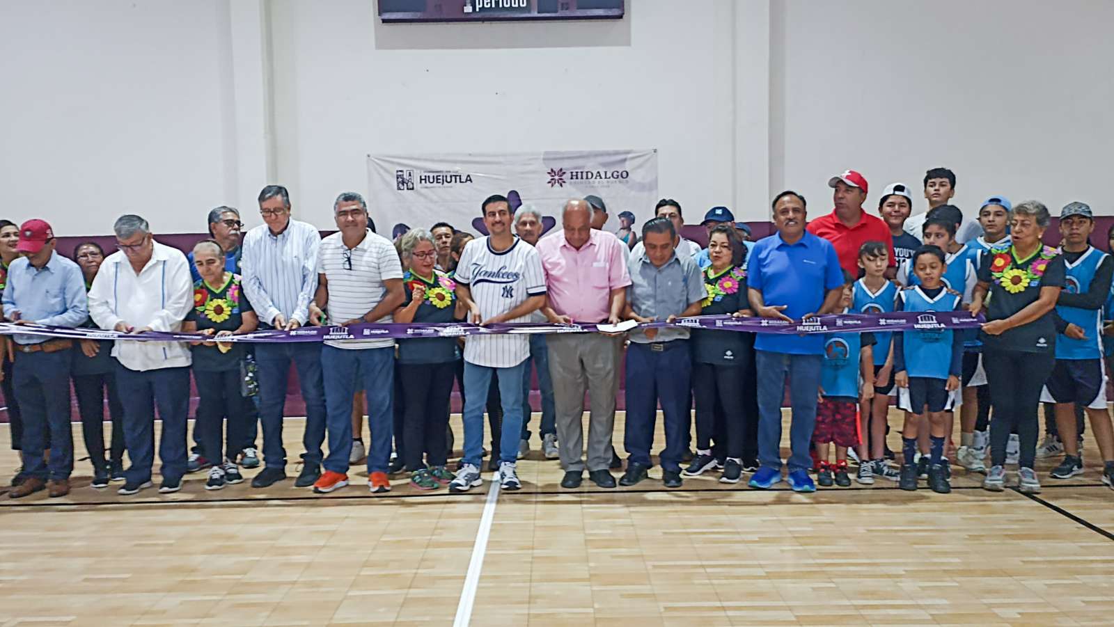 Reinauguran auditorio municipal en Huejutla con emocionante copa de voleibol