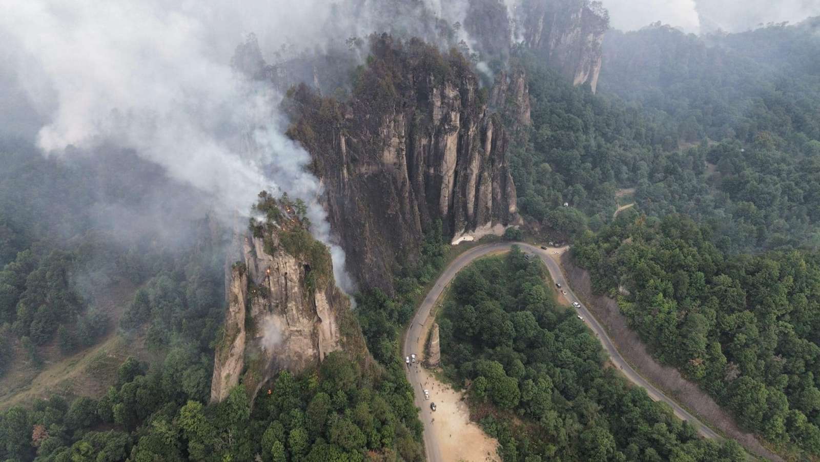 Tenango de Doria: piden ayuda para sofocar 4 incendios forestales