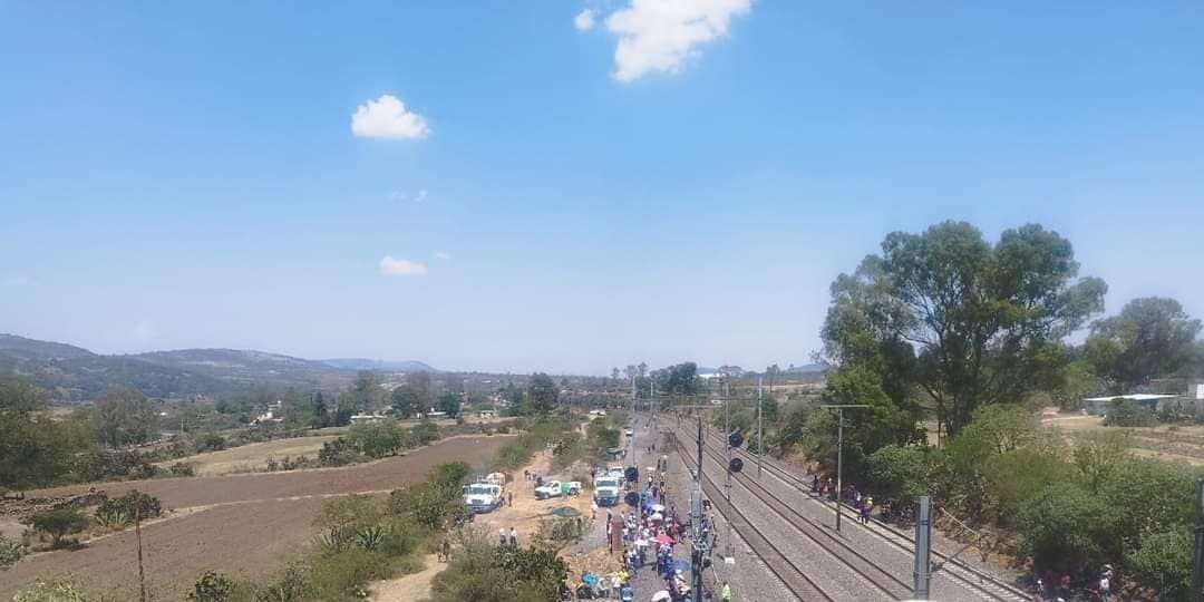 VIDEO. Así se vio el paso de locomotora Empress en Nopala