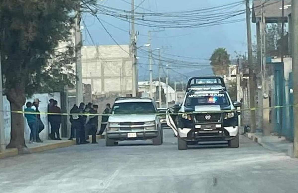 Zimapán: comando ejecuta a dos hombres y secuestran a otro