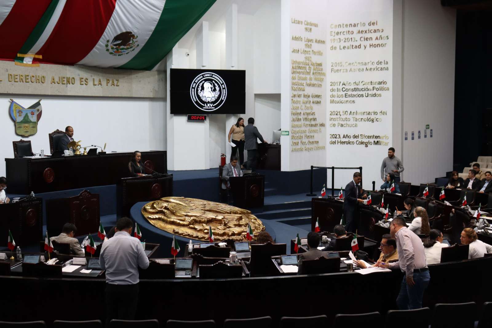 Diputados en Hidalgo se aumentan sueldo antes de irse