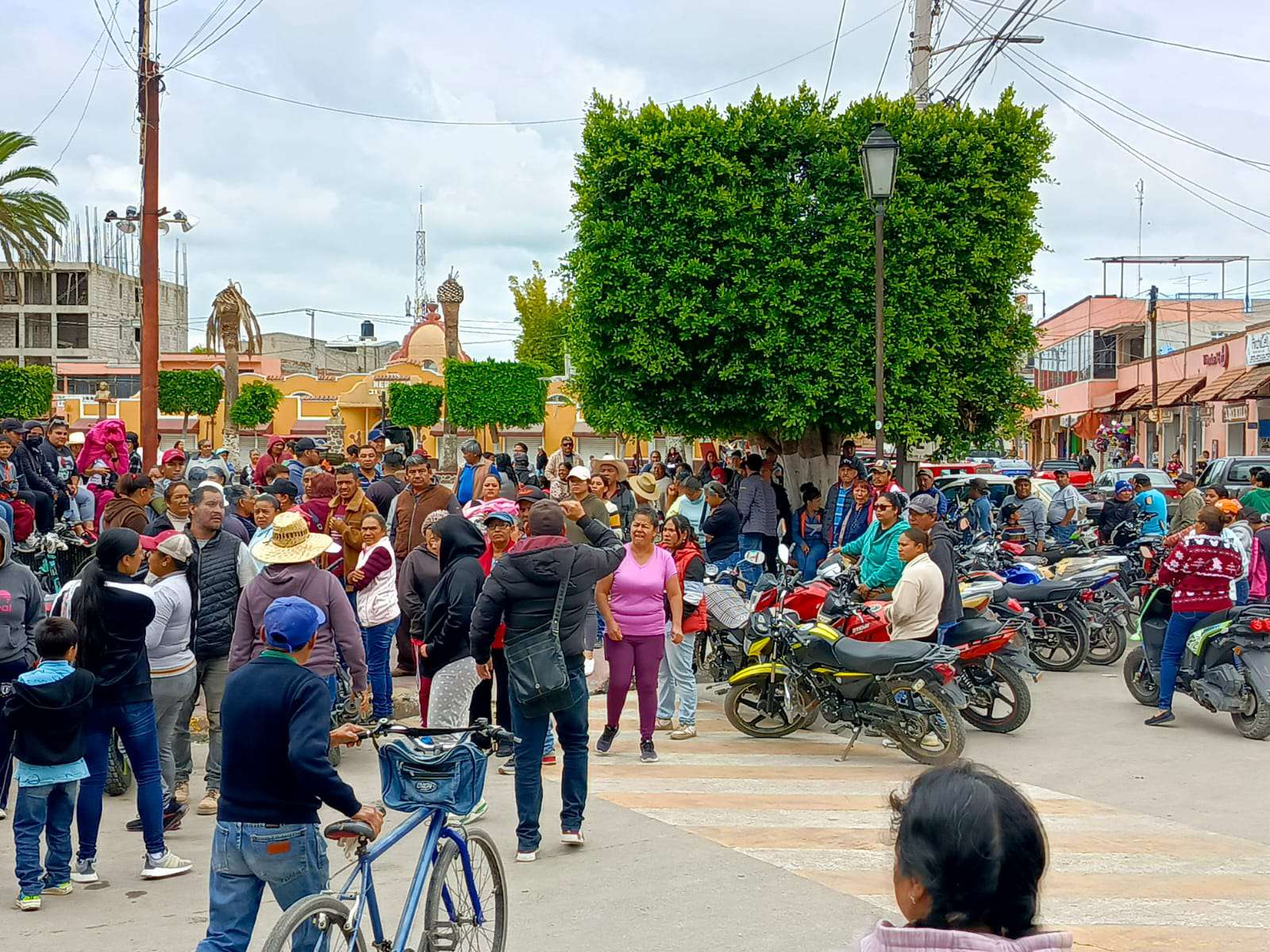 Francisco I. Madero: pobladores obligan a suspender obra hídrica