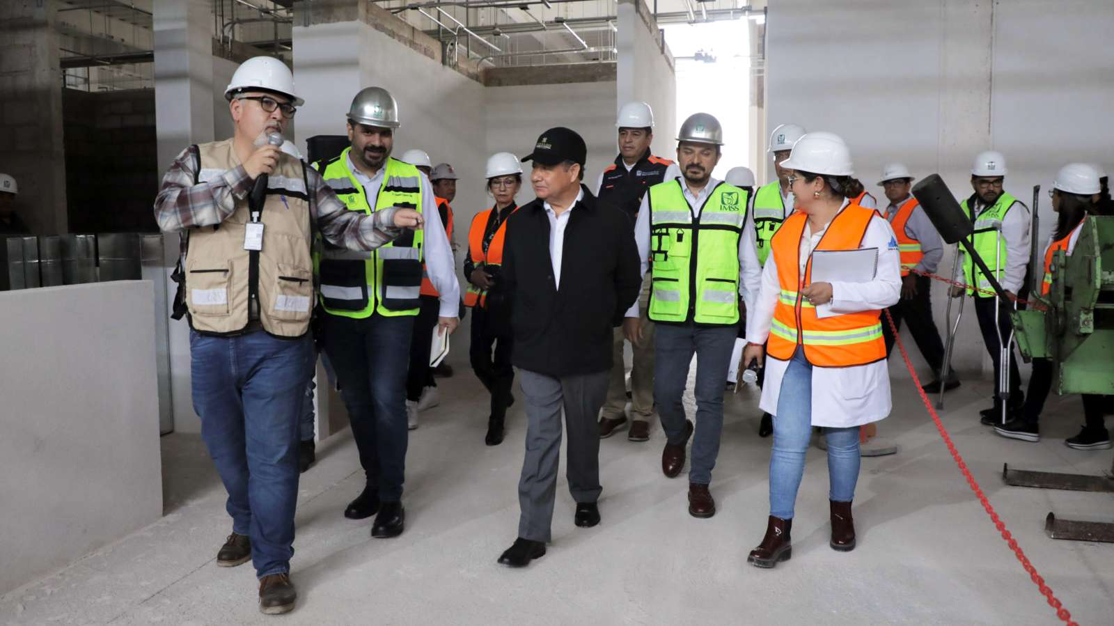 Supervisan avance de obra del Hospital General de Actopan; generará 460 empleos  