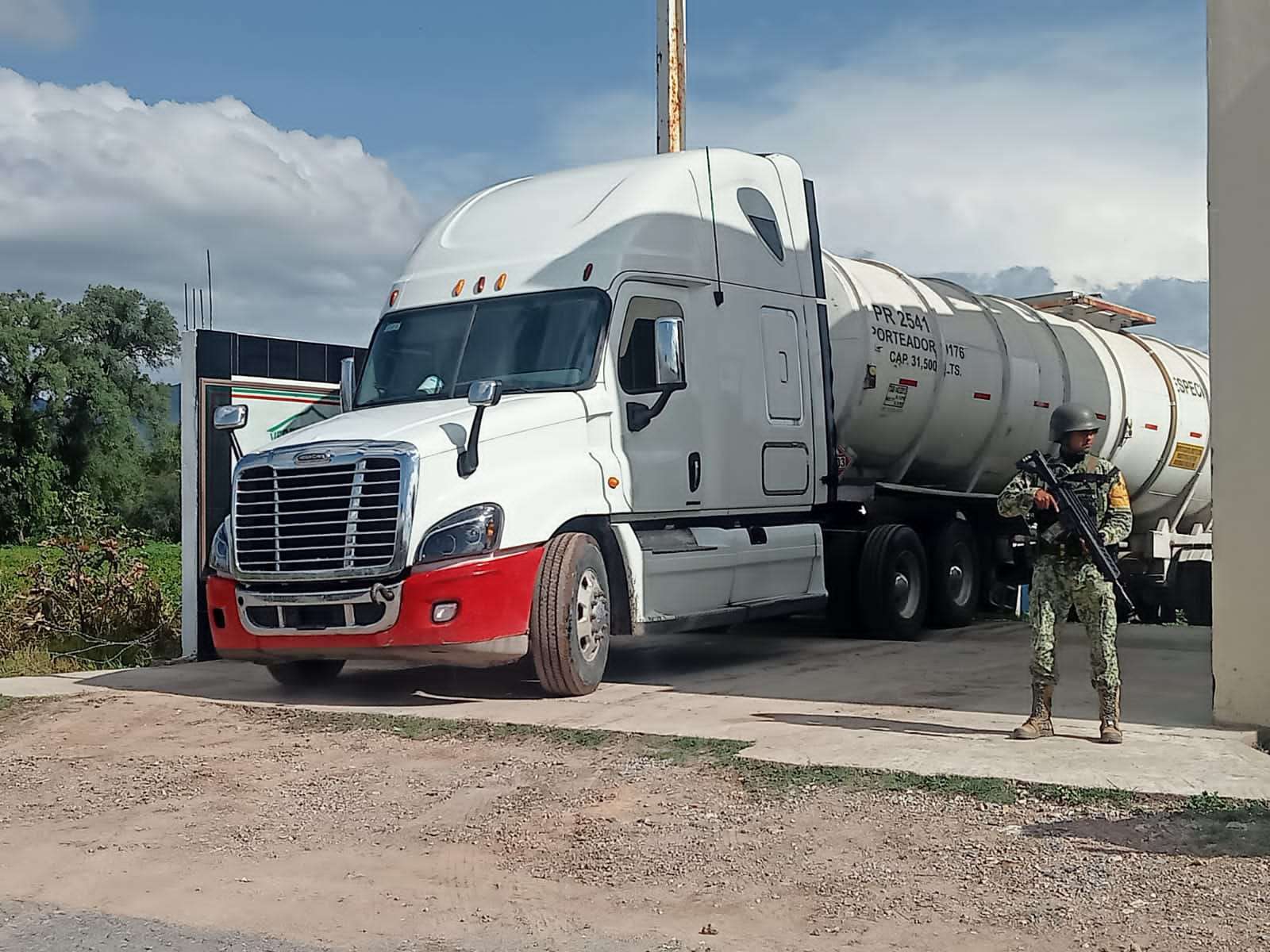 Progreso de Obregón: aseguran más de 120 mil litros de huachicol