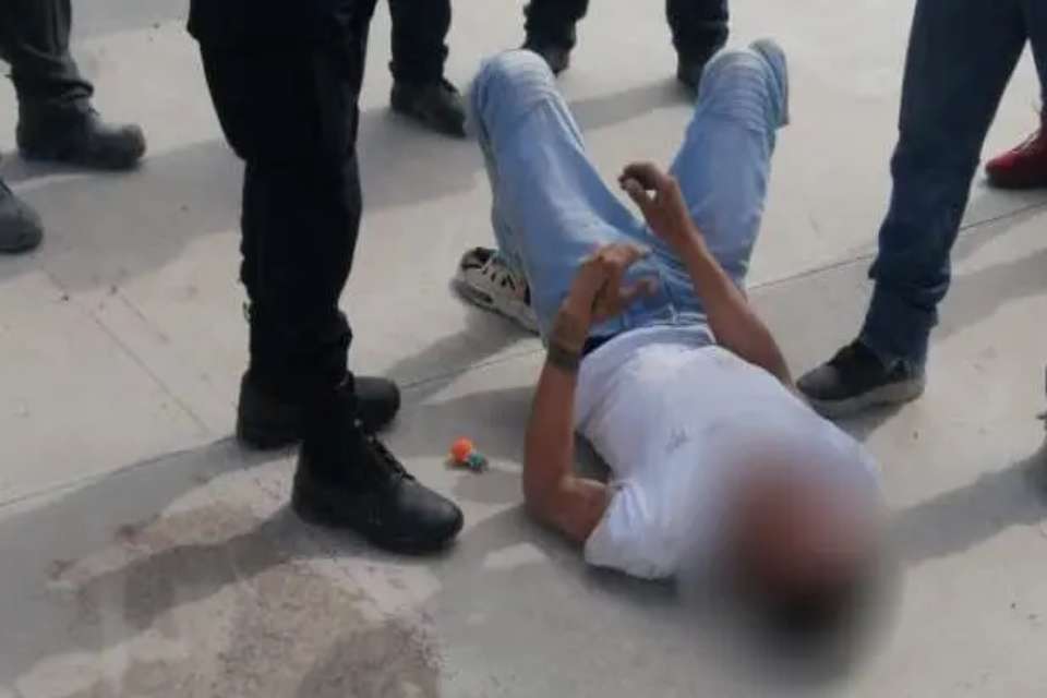 San Agustín Tlaxiaca: joven se salva de ser linchado por presunto robo