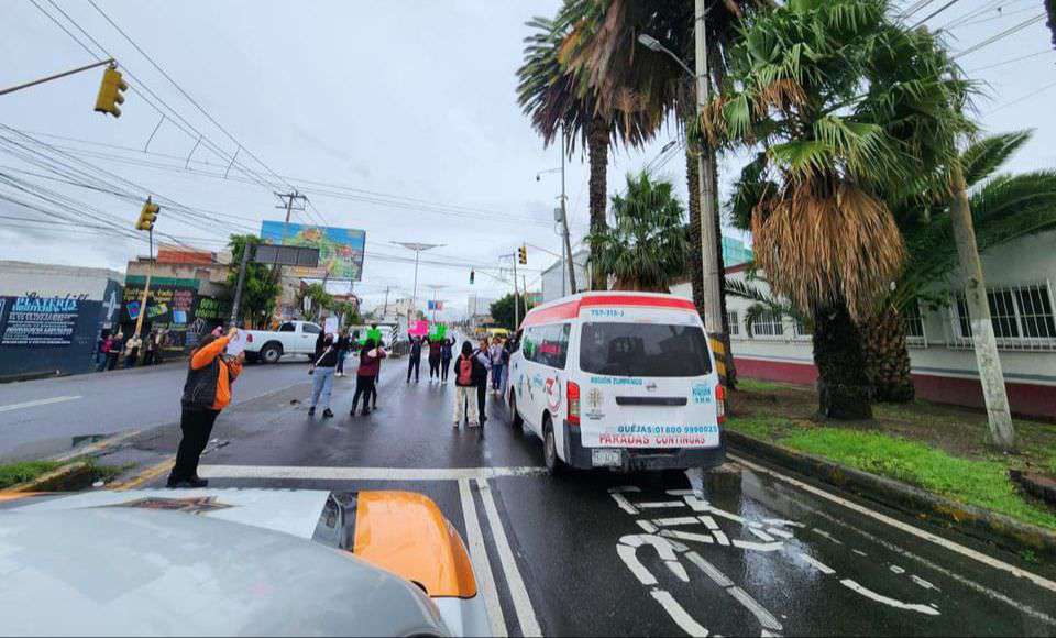 ¡Alerta Vial! Bloquean la carretera México-Pachuca