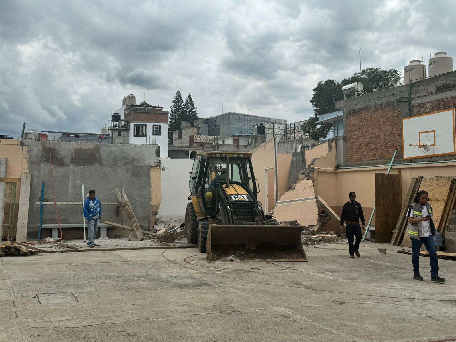 Evacuación en Tula: creciente del río afecta a vecinos