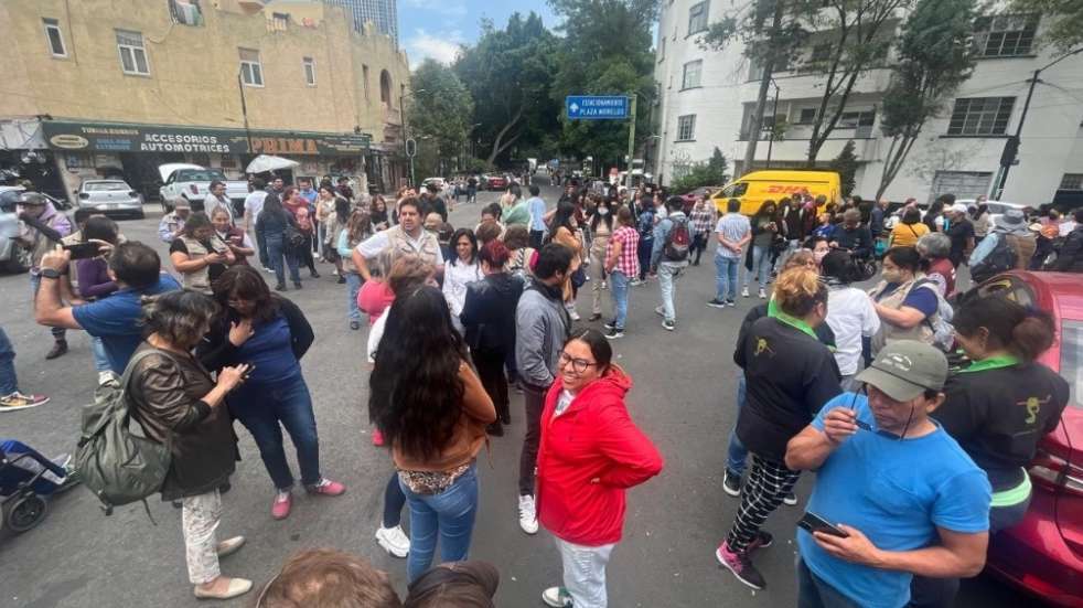 Por error, activan alerta sísmica en la CDMX