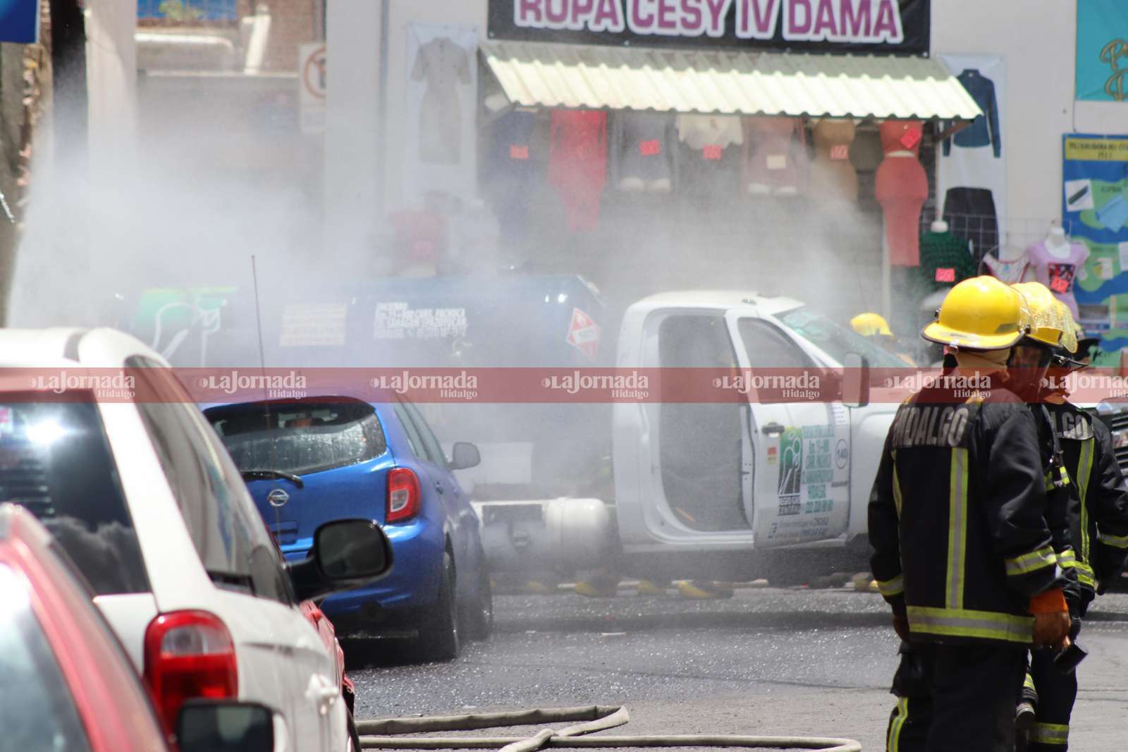 Fuga de gas en Pachuca provoca cierre de mercado y movilización de bomberos