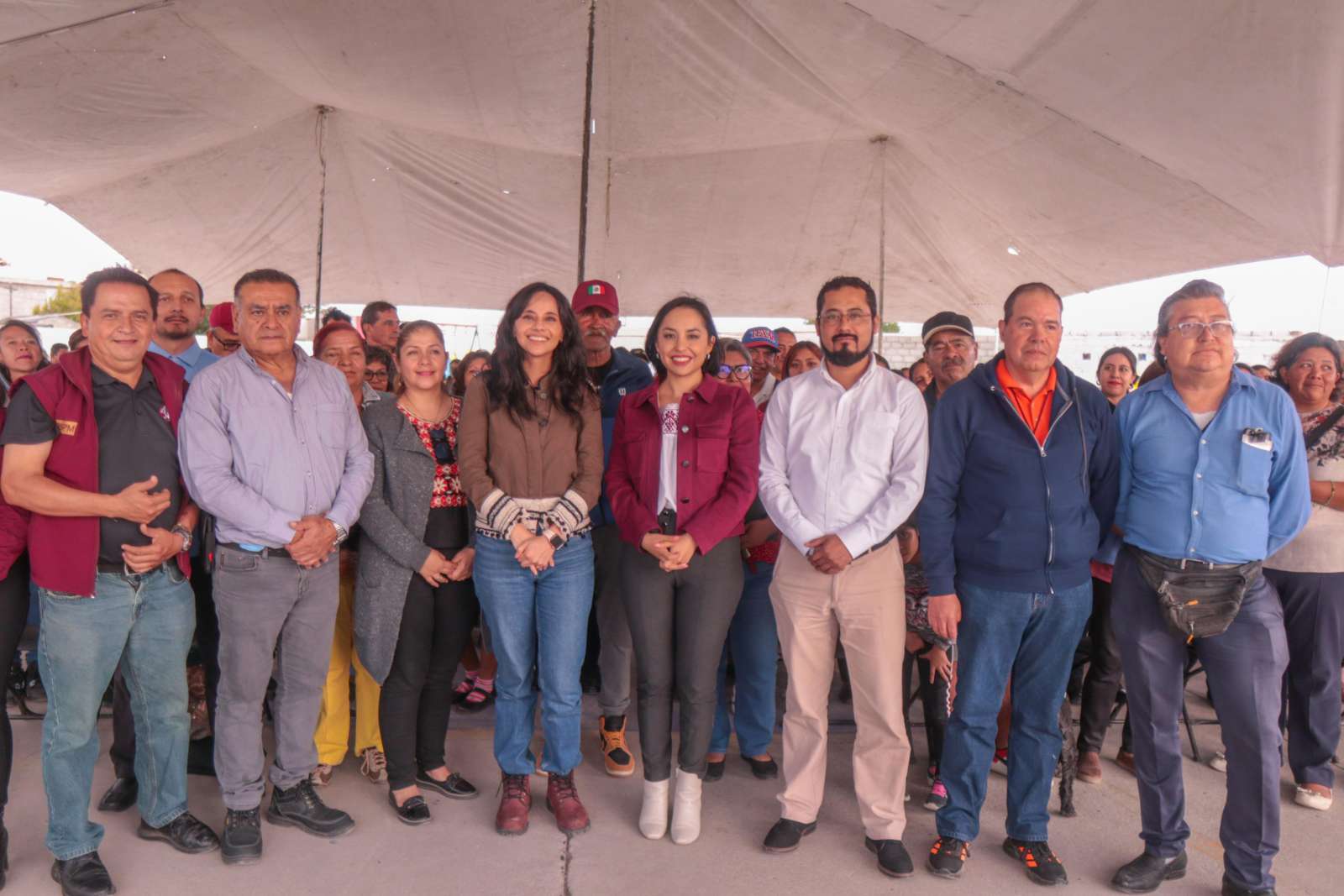 Susy Ángeles dio banderazo a pavimentación en Haciendas de Tizayuca e inauguró kiosco en La Esmeralda