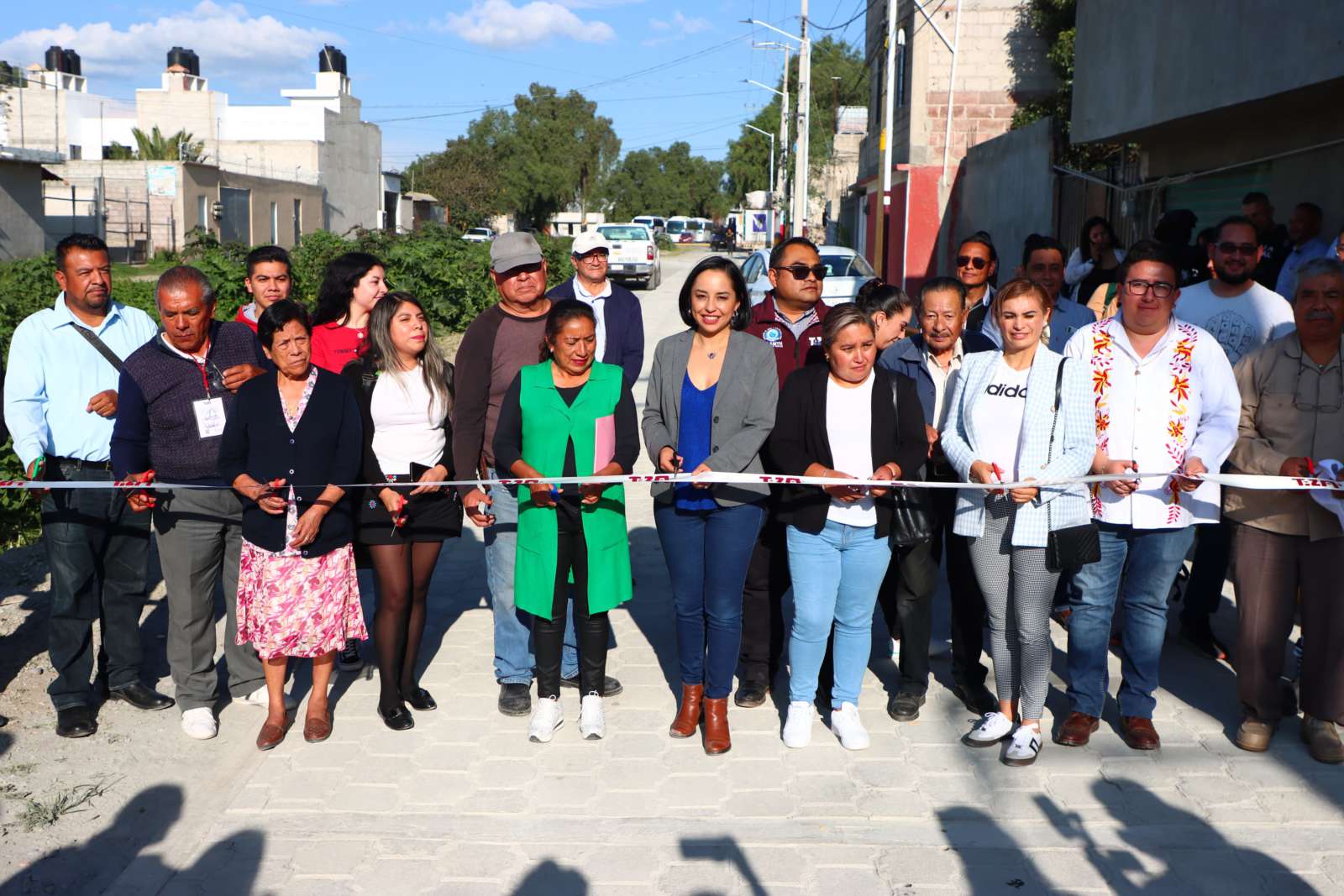 Susana Ángeles inauguró pavimentación y alumbrado público en Tizayuca