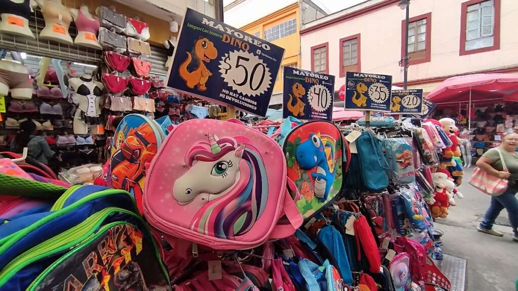 ¿Dónde comprar mochilas baratas en Pachuca? Revisa estas recomendaciones