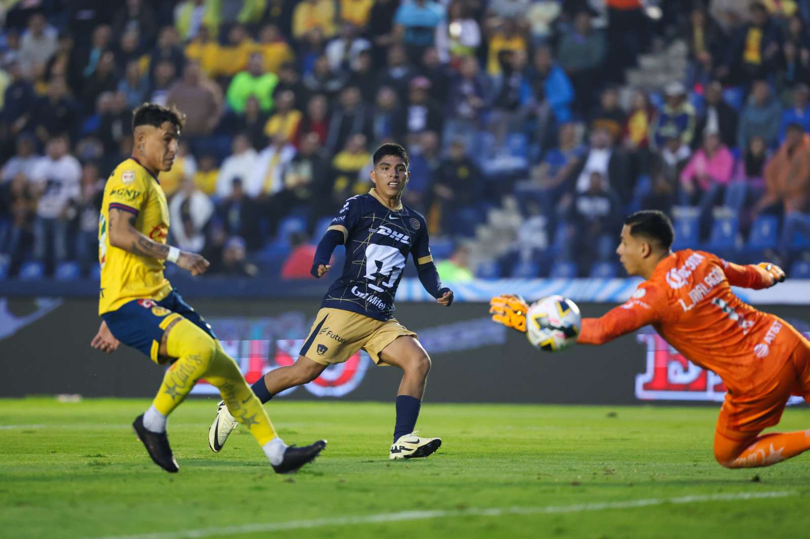 América vs Pumas: Piero Quispe da el triunfo a los universitarios