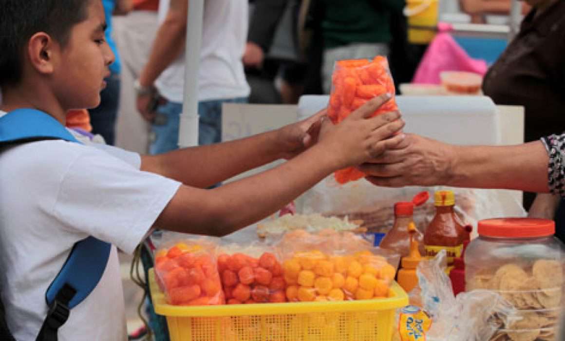 ¿Cuáles son los alimentos prohibidos en las escuelas de México? Aquí te decimos