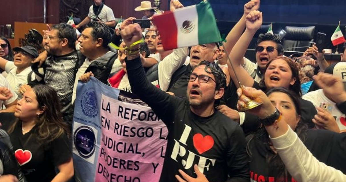 [VIDEOS] Por primera vez, tribuna del Senado es tomada por manifestantes; se oponen a la Reforma Judicial