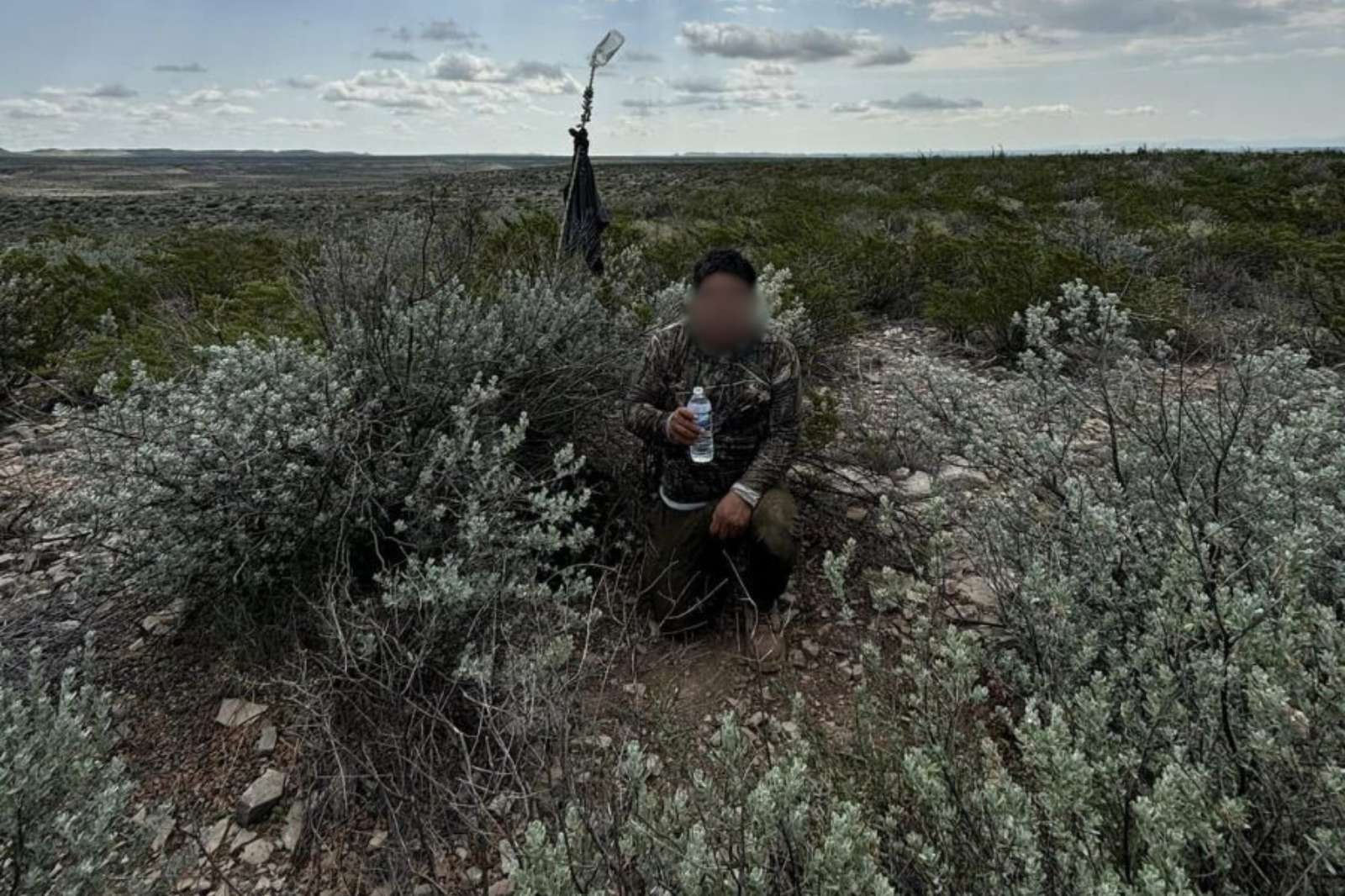 Migrante hidalguense es abandonado en el desierto y rescatado en Texas