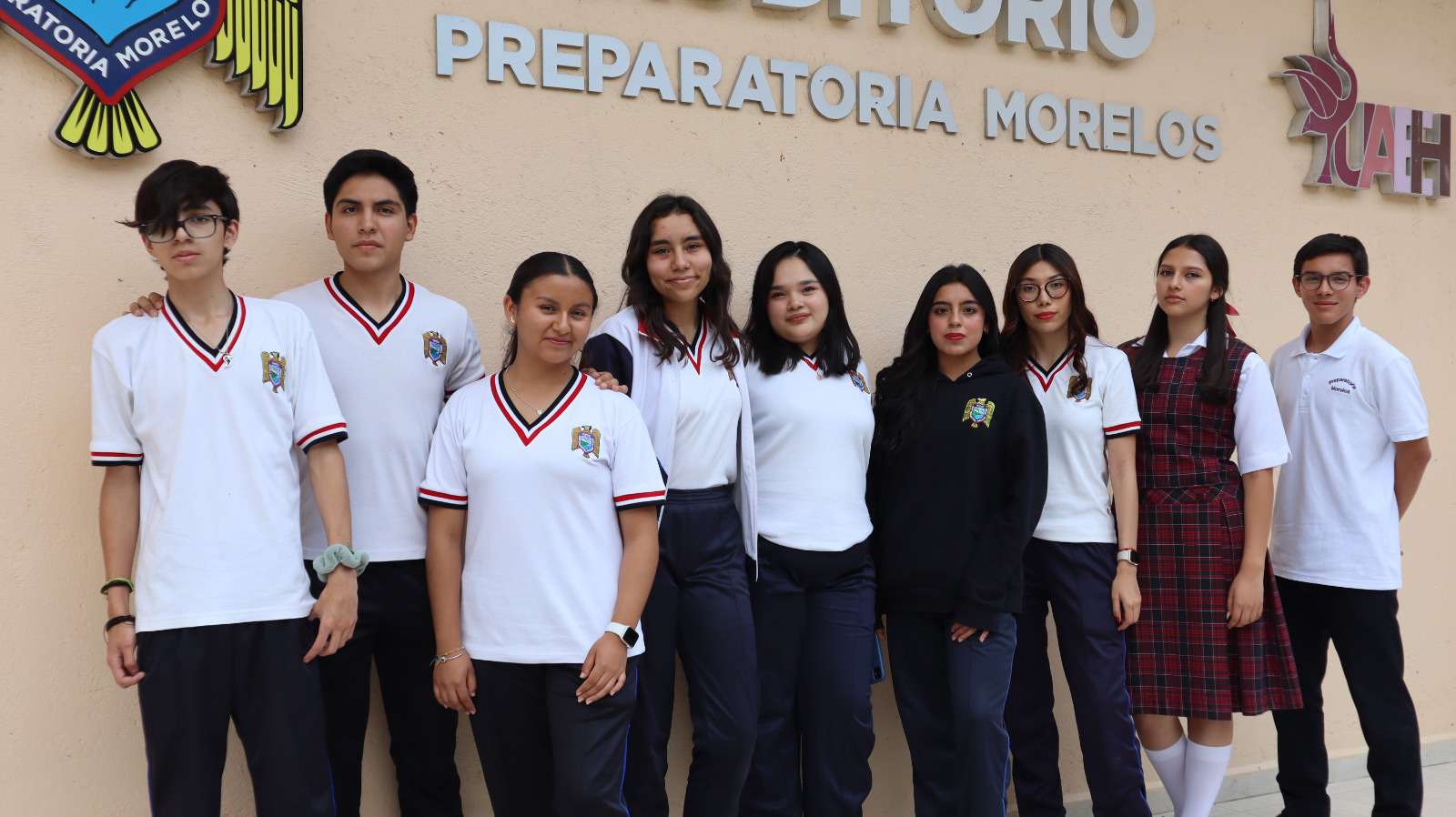 Alumnos de Preparatoria Morelos destacan en la XIX Cumbre de Premios Nobel de la Paz