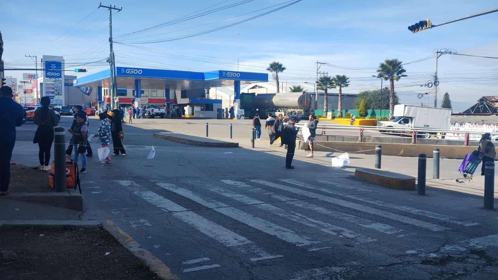 Bloqueo en la carretera México-Pachuca por protesta de familiares de desaparecido