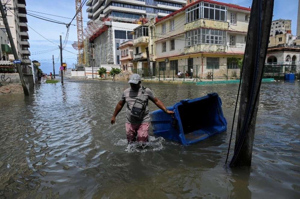 Huracán ‘Milton’ pone en jaque a miles de migrantes jornaleros en Florida