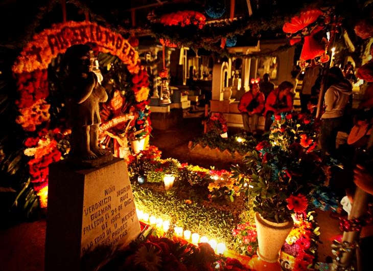 ¡Vive el Día de Muertos en Mineral del Chico! Conoce el altar más grande de la montaña