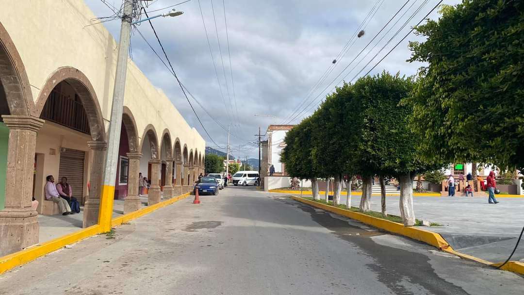 Manifestantes en Cardonal exigen obras y transparencia