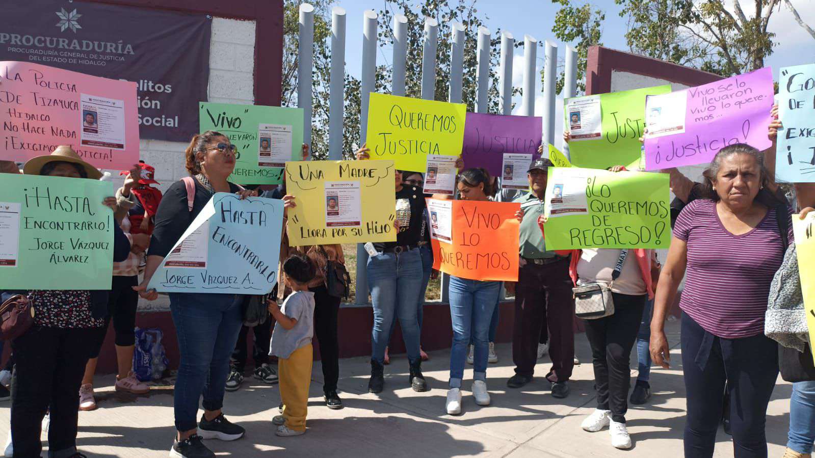 Manifestación por la desaparición de Jorge Vázquez en Pachuca