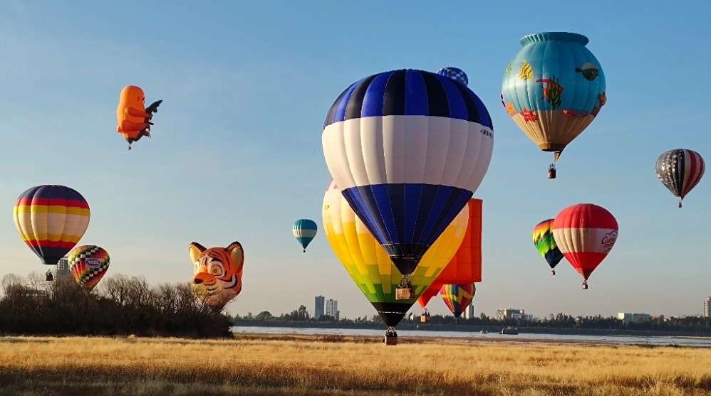 Arranca el Festival Internacional del Globo en León