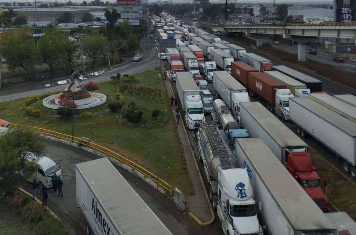 Autopista México-Querétaro: accidente provoca largas filas y tráfico detenido