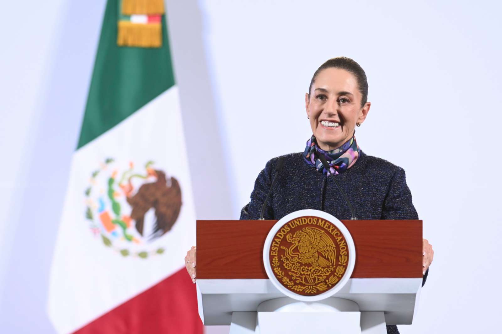 Claudia Sheinbaum resalta cifra récord de empleo afiliado al IMSS