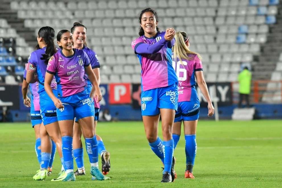 Rayadas pone un pie en final de Liga Mx Femenil tras golear a Pachuca