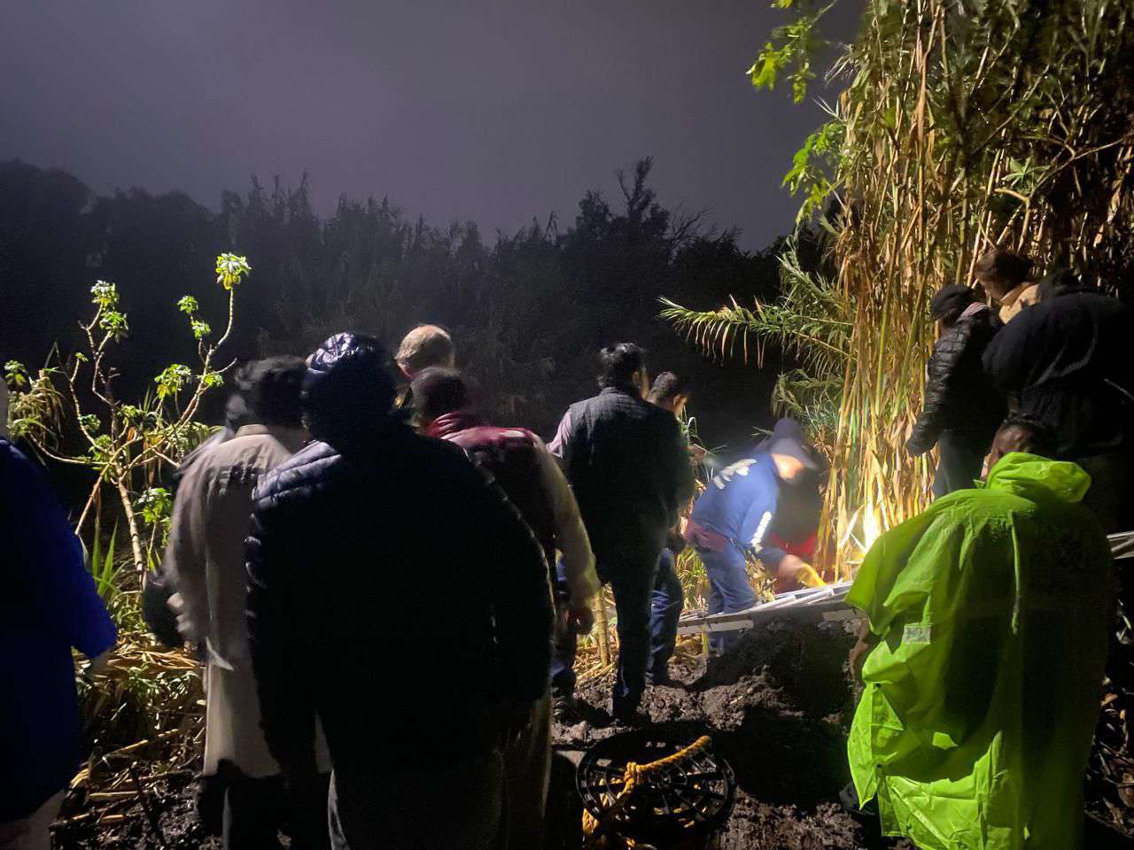 Tlahuelilpan: hallan cadáver flotando en aguas negras