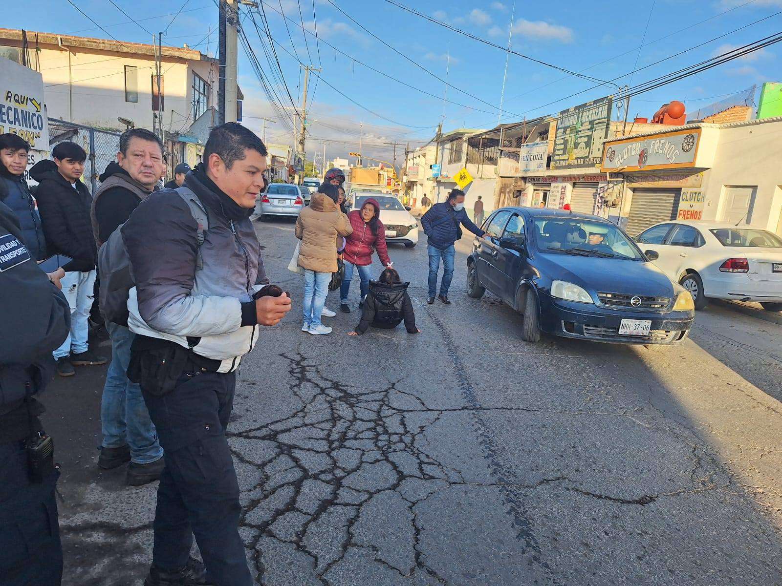 VIDEO. Accidente en la carretera Tulancingo-Cuautepec deja una mujer herida