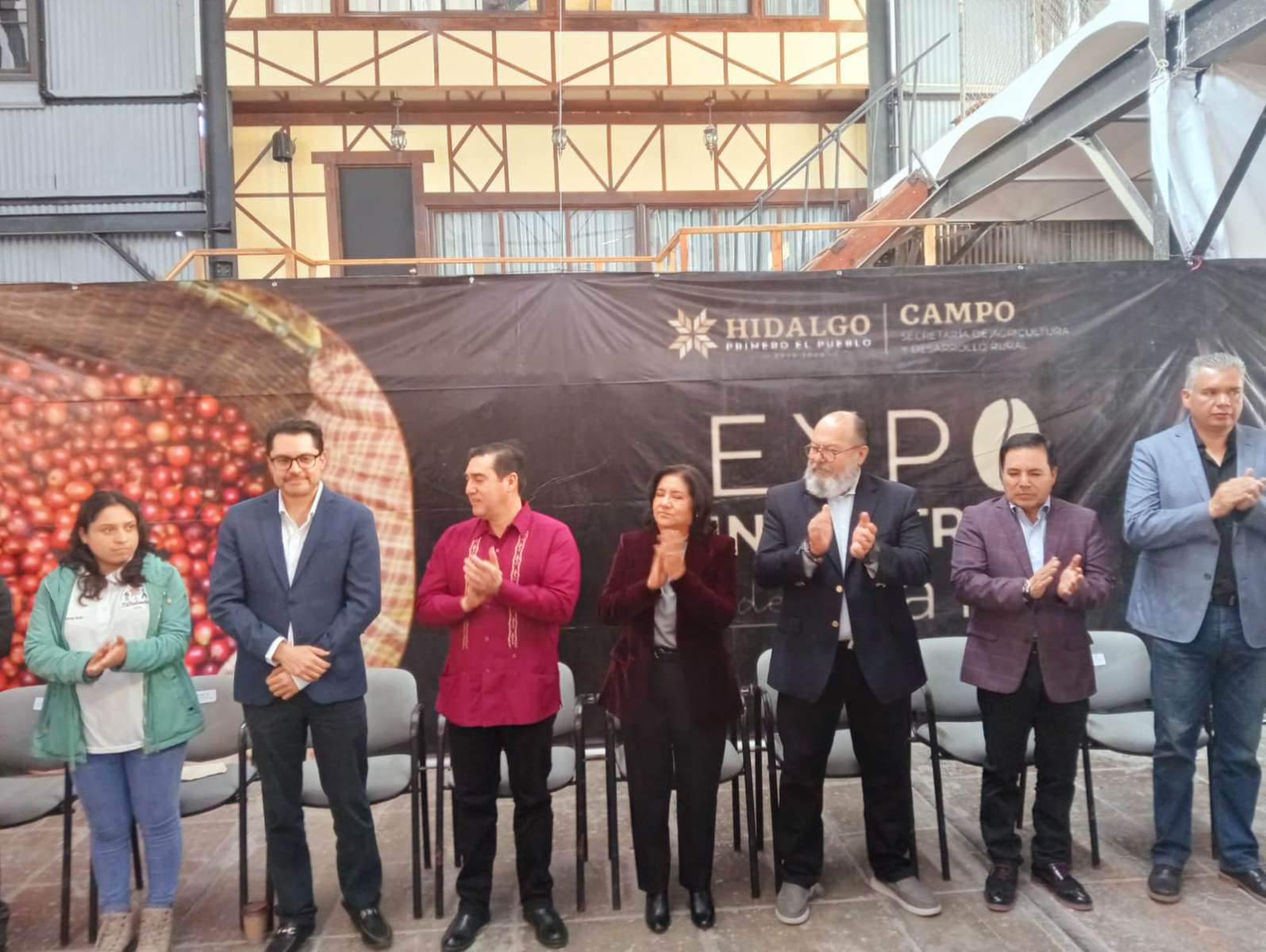 Prevalecen intermediarios en venta de café en Hidalgo reconoce titular de la Sader