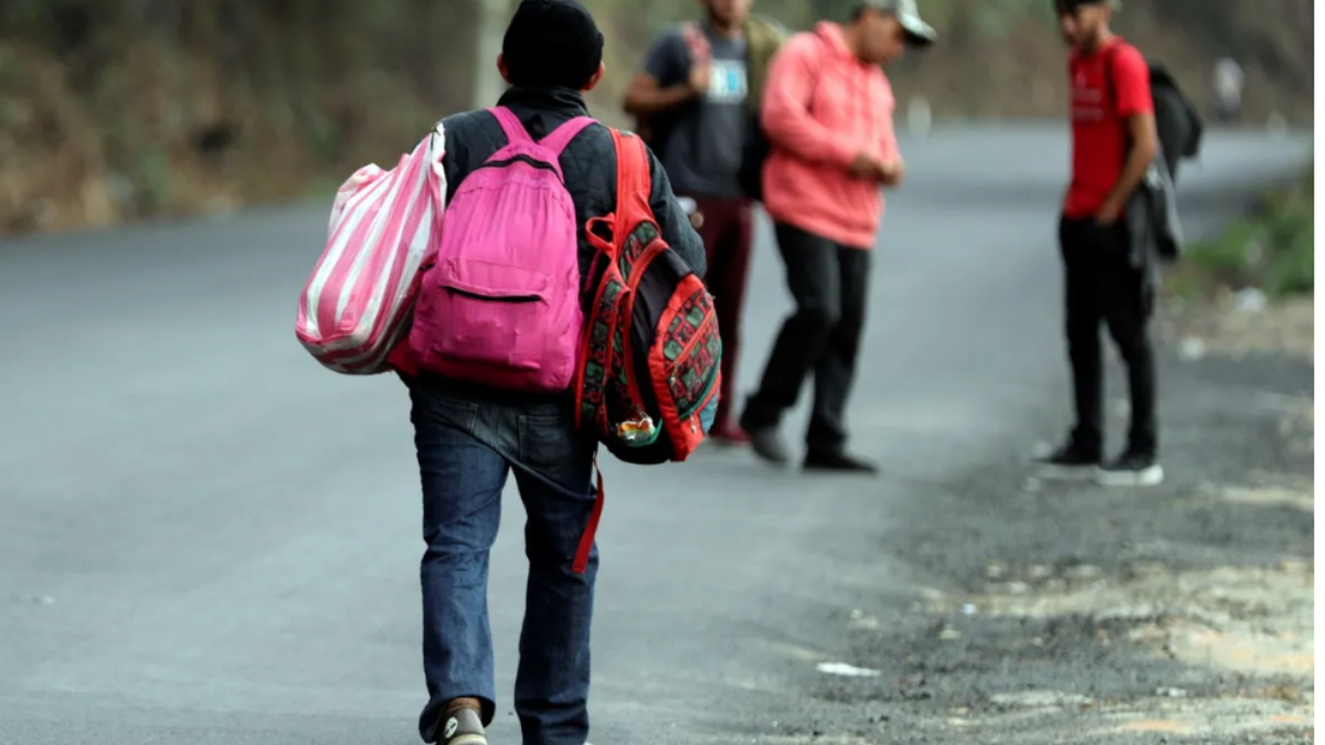 La discusión de la declaratoria general de inconstitucionalidad que tumbaría porciones de artículos de la Ley de Migración que permiten a las autoridades federales hacer revisiones en cualquier punto del país, entre otros.