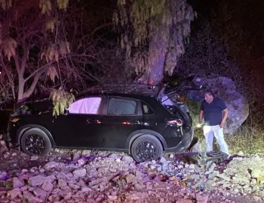 Accidente en Mixquiahuala: conductor se salva de milagro